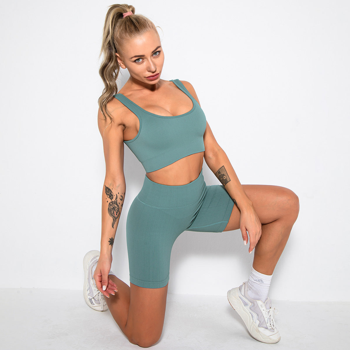 Seamless Sport Bra Women's Lingerie Fitness Yoga Running Vest Underwear Padded Crop Tops Underwear Push Up Gym Top Bras