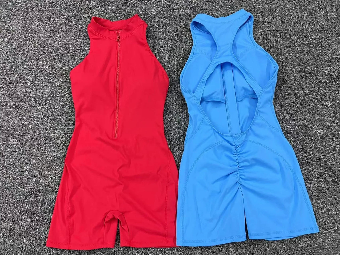 Mono deportivo corto sin mangas para mujer