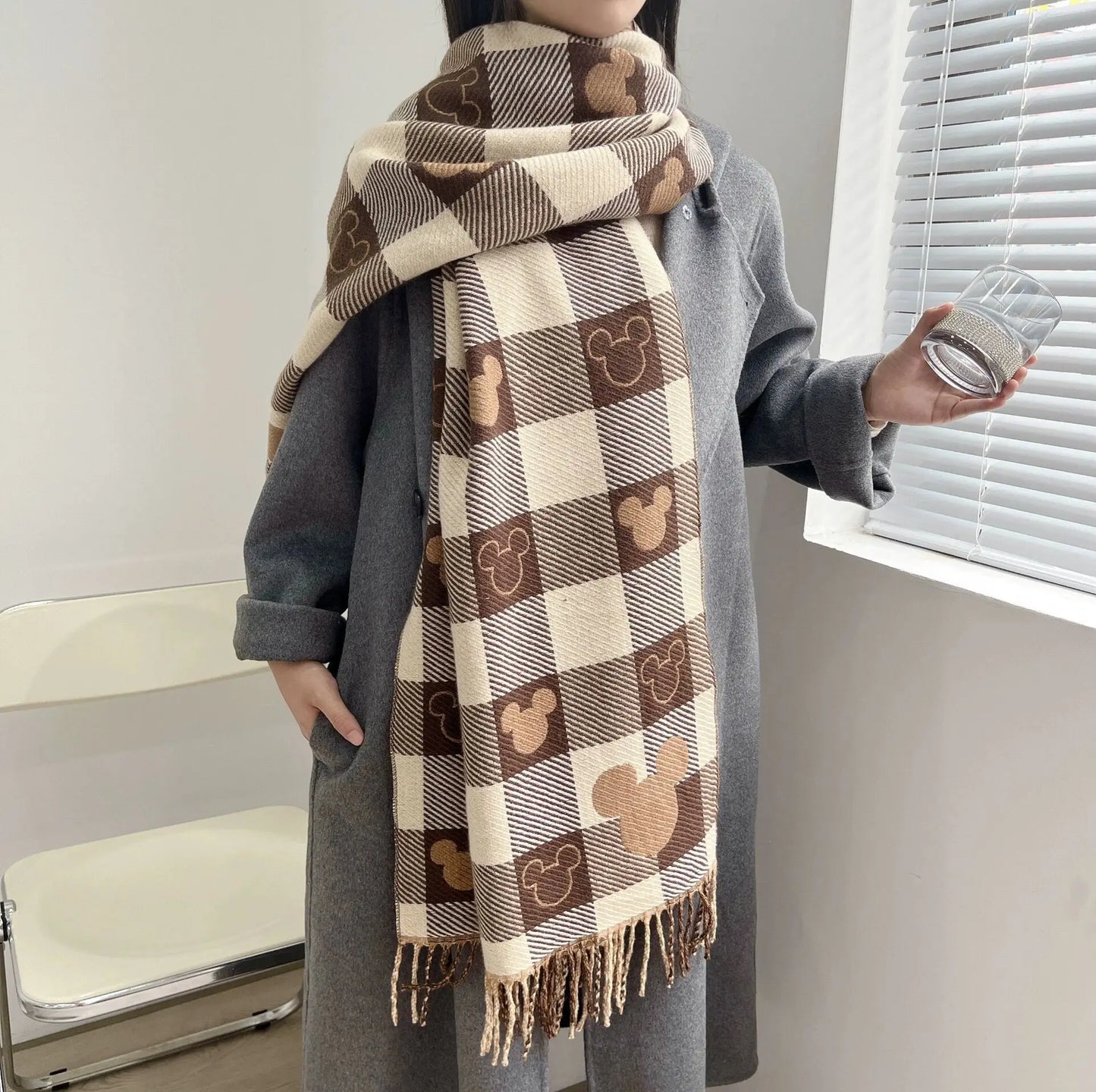 Disney Mickey Mouse Scarf Cartoon Cashmere Thickened Scarf Fashion Girls Winter Warm Shawl New Couple Soft Scarf Christmas Gift