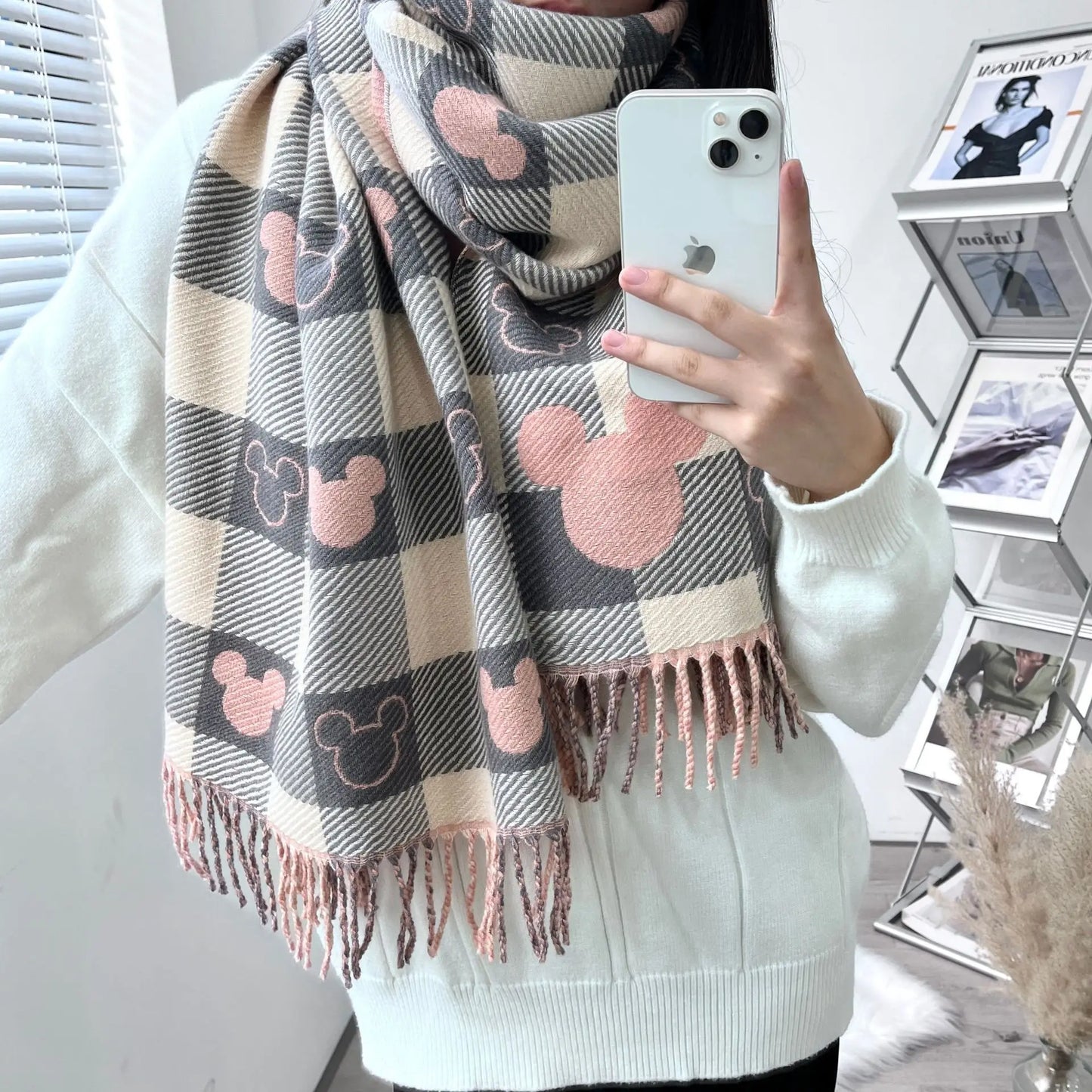 Disney Mickey Mouse Scarf Cartoon Cashmere Thickened Scarf Fashion Girls Winter Warm Shawl New Couple Soft Scarf Christmas Gift